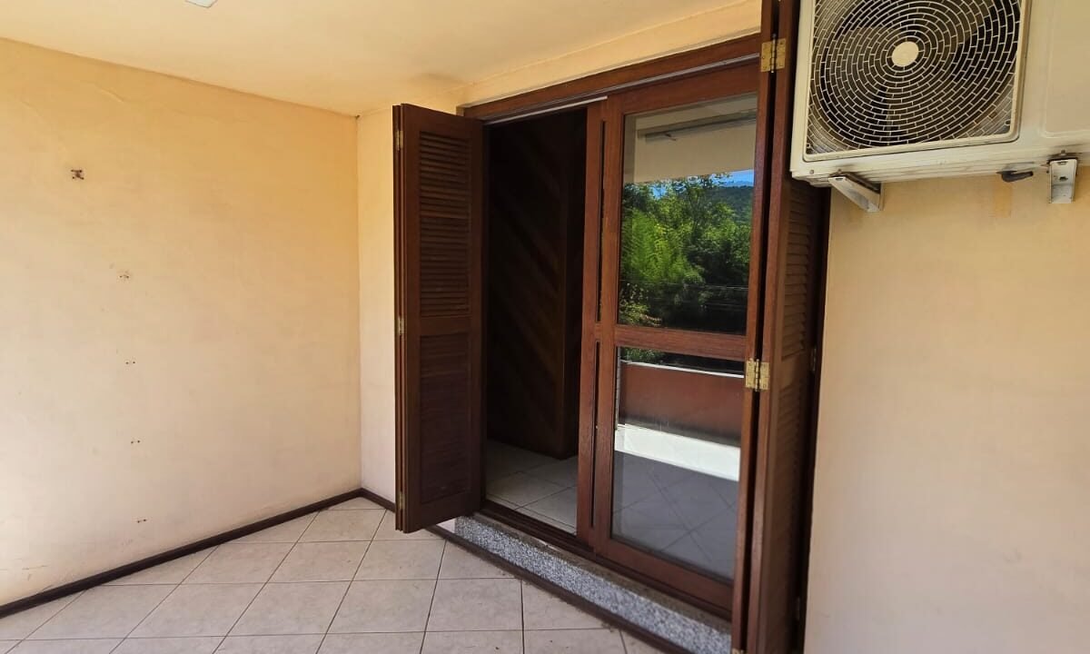 WhatsApp Image 2026-01-06 at 10.53.06 (2)